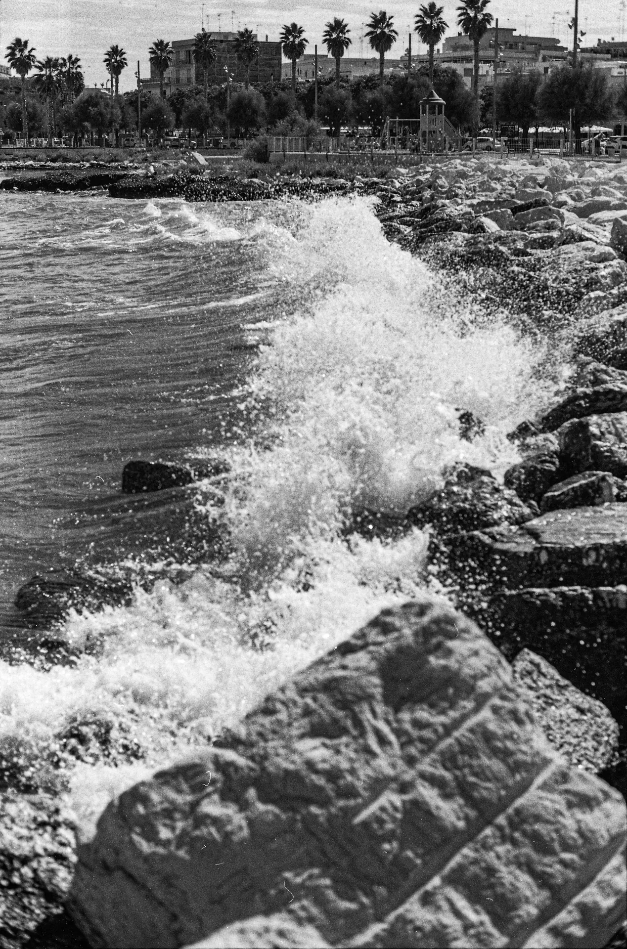 Wave breakers