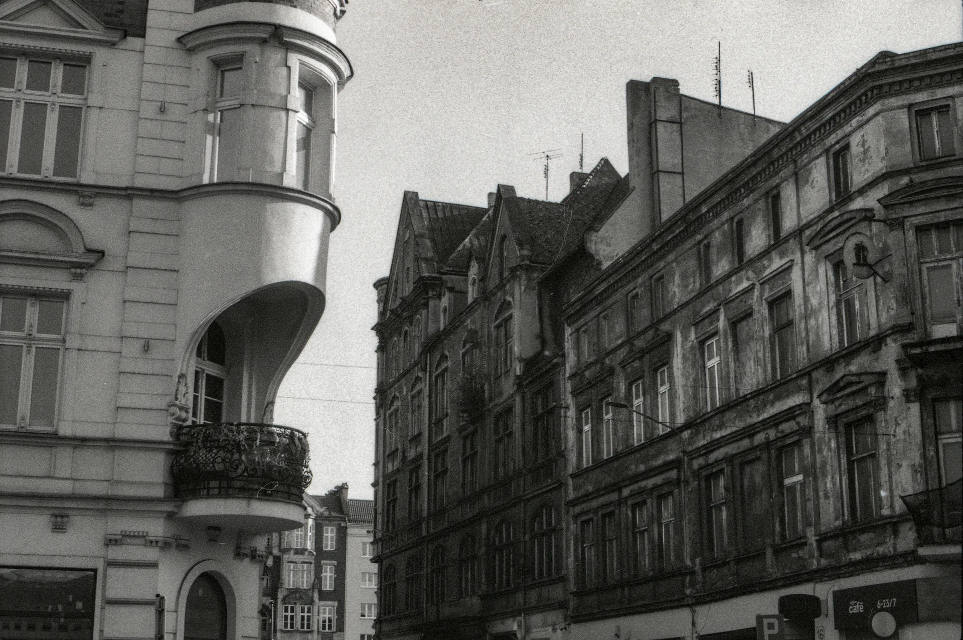 AM Architecture 3